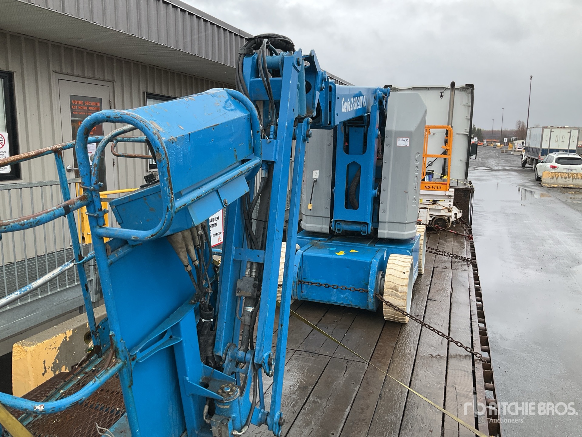 Photo of a 2007 Genie Z-30/20N RJ