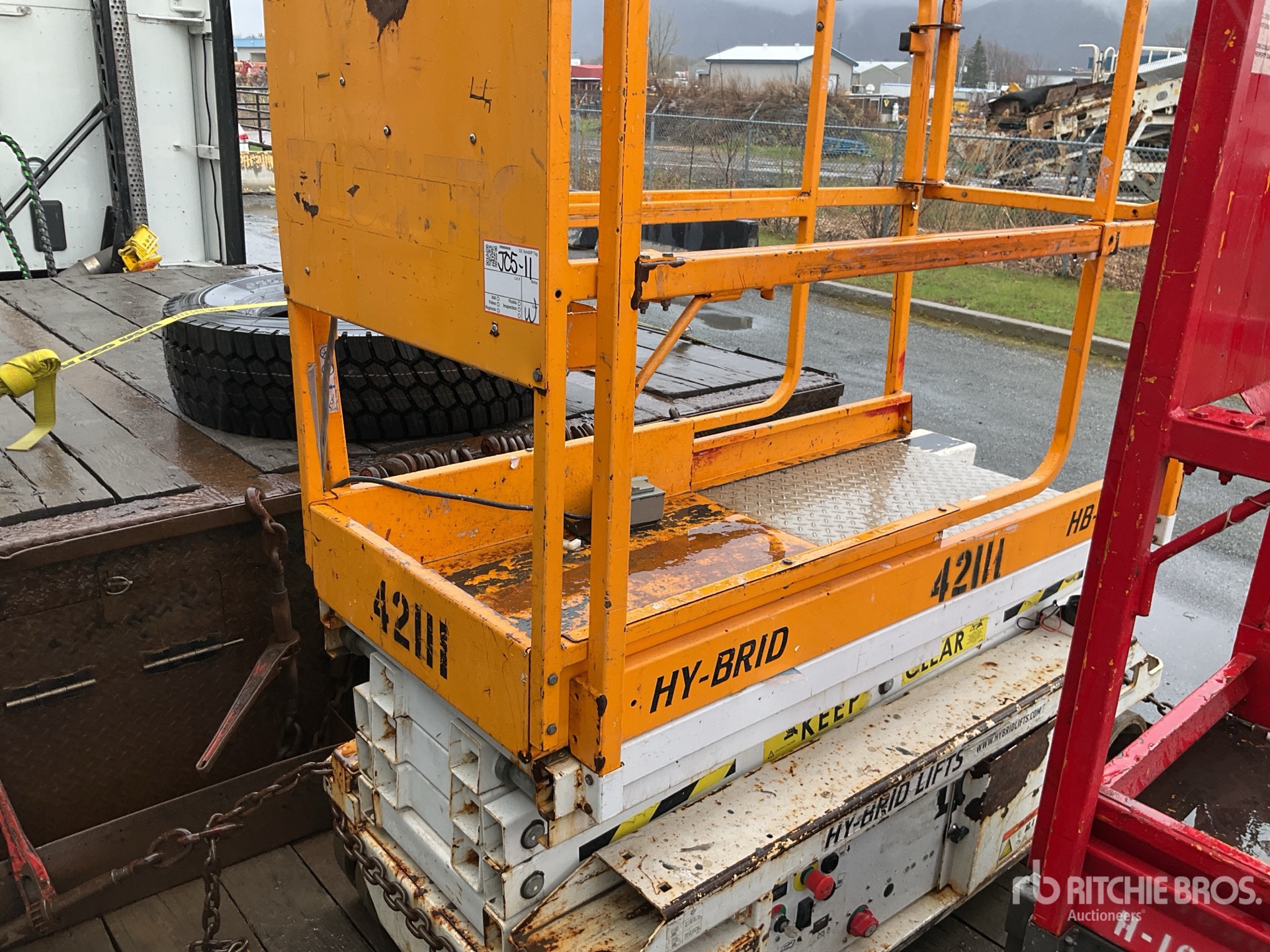 Photo of a 2017 Hy-Brid HB1430