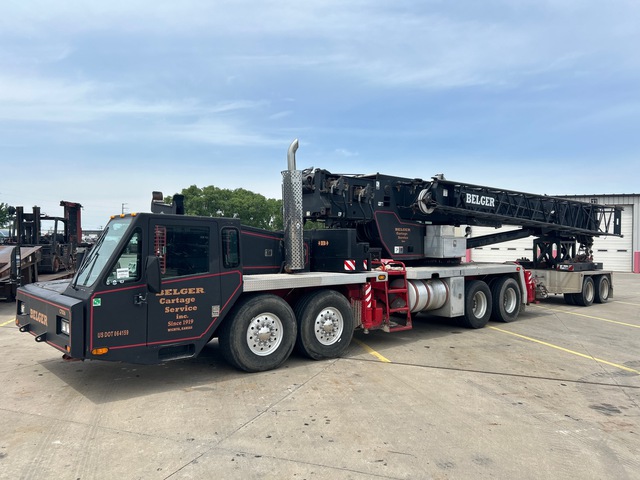 1997 Link-Belt HTC8670 70 ton 8x4 Hydraulic Truck Crane