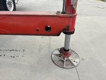Crane Superstructure with Outrigger Pads