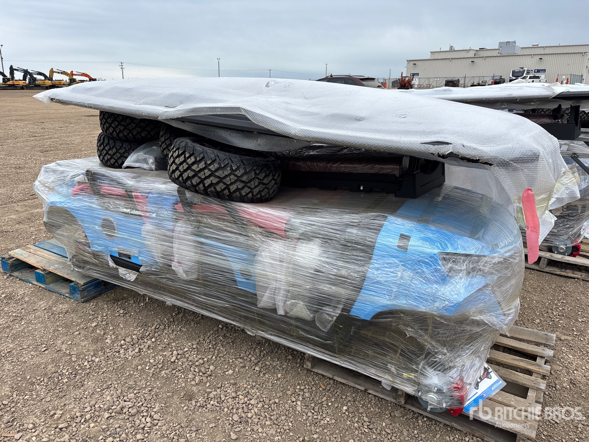 General Appearance with Picture, Right Rear Corner