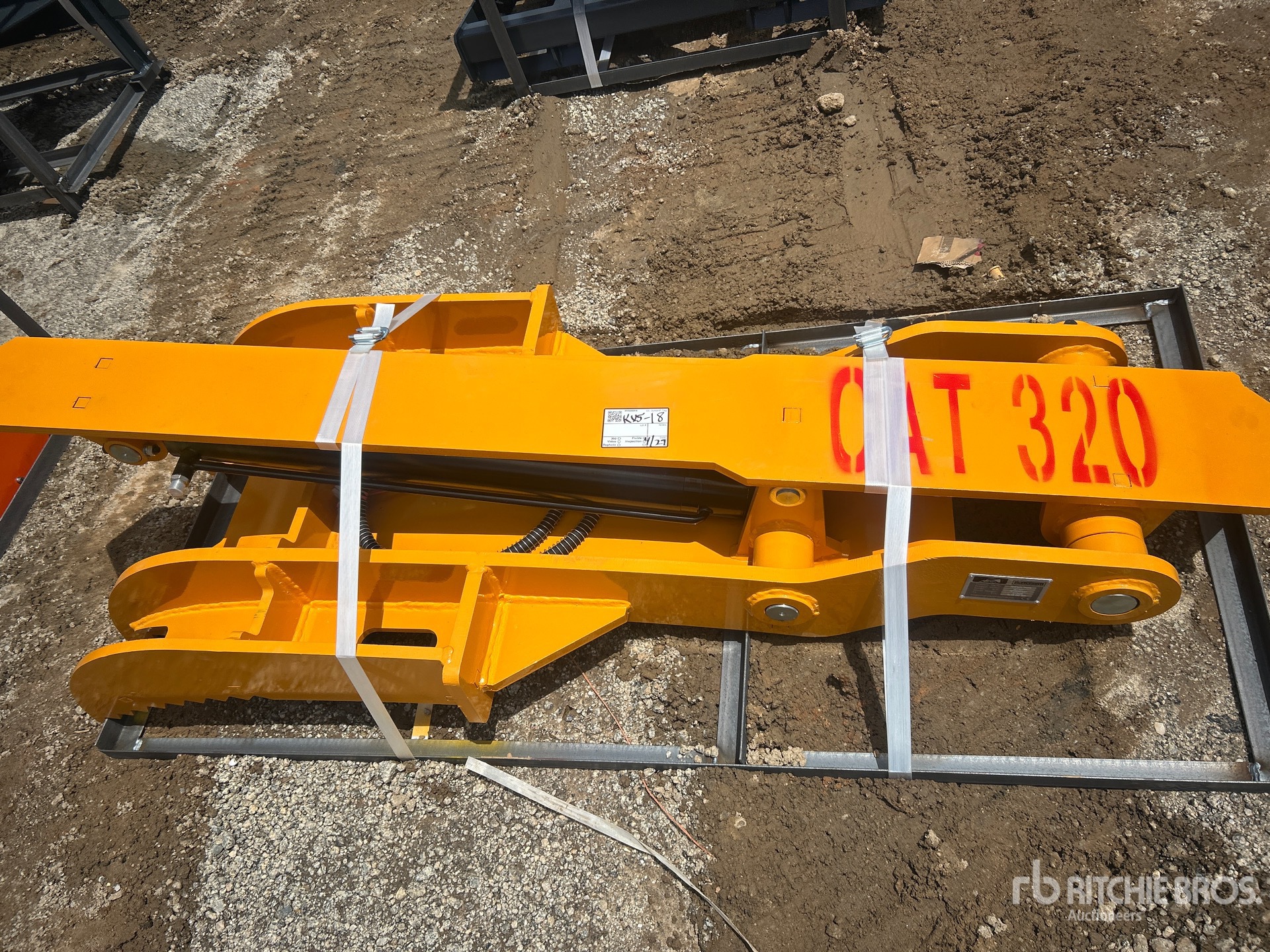 Photo of a 2026 Handy HET320