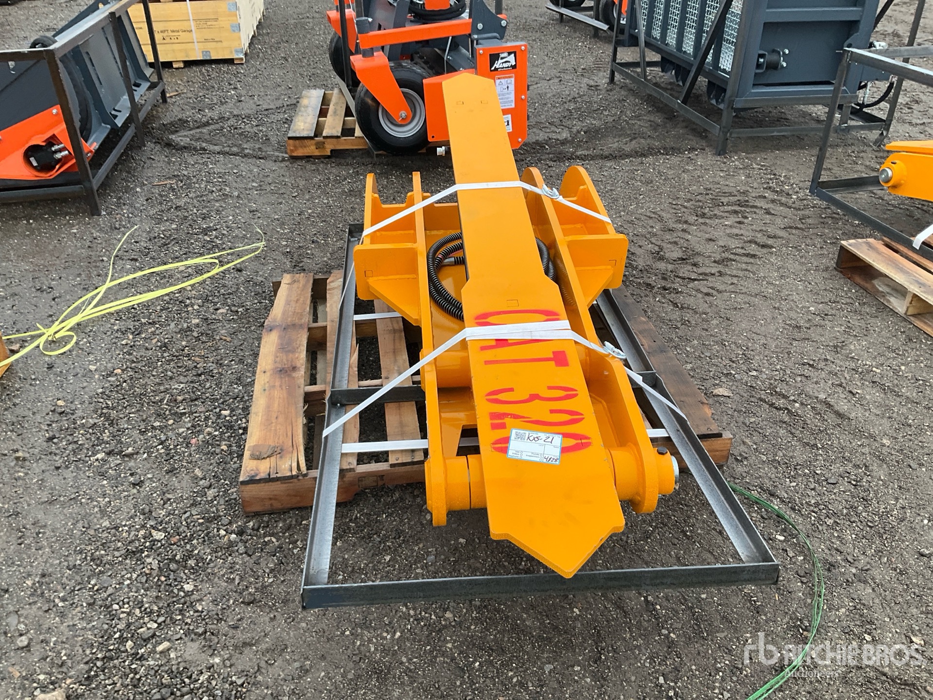 Photo of a 2026 Handy HET320