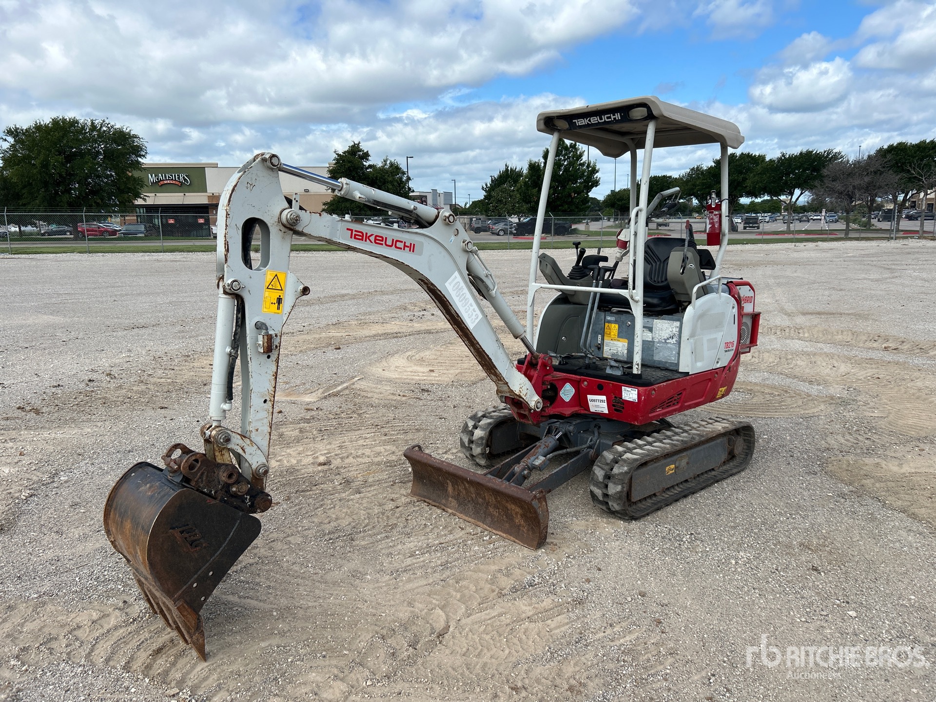 Photo of a 2017 Takeuchi TB216