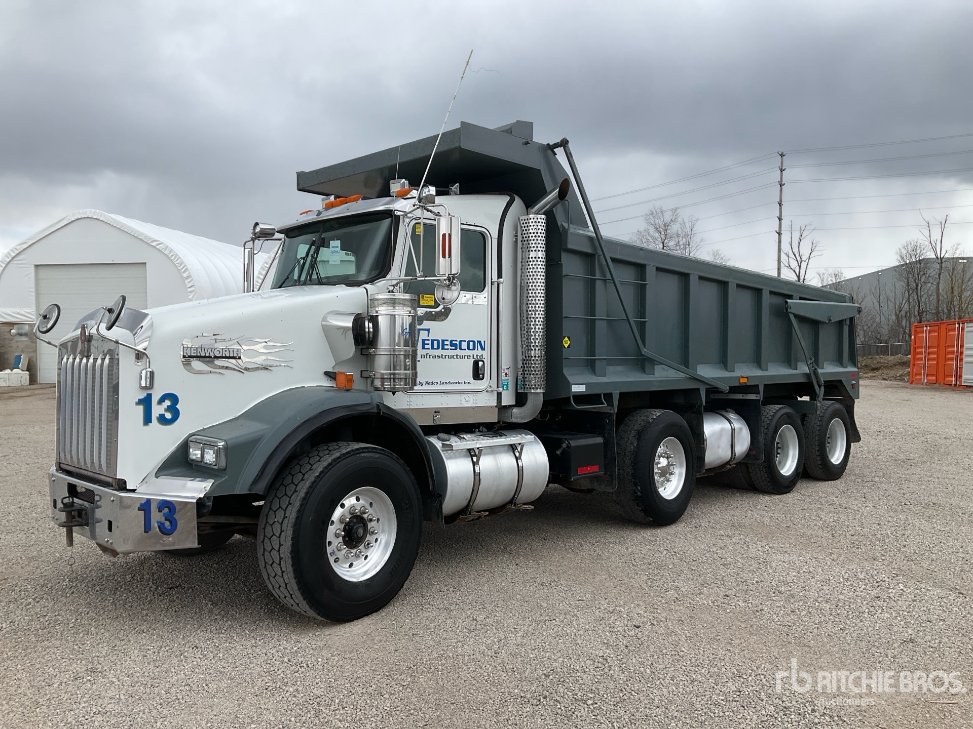 Photo of a 2015 Kenworth T800