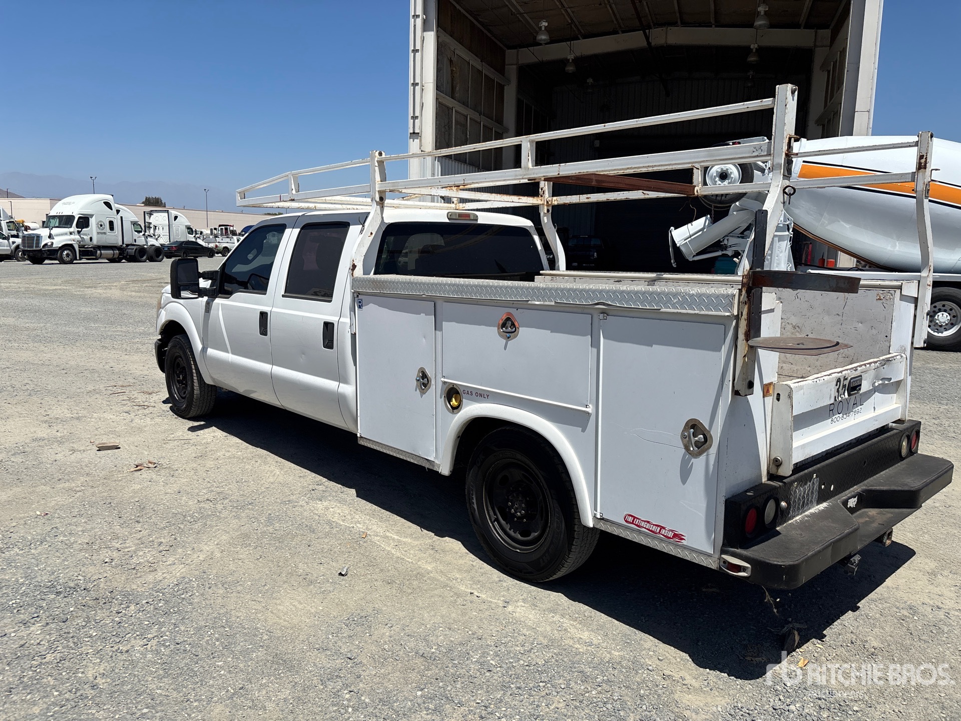General Appearance with Picture, Left Rear Corner
