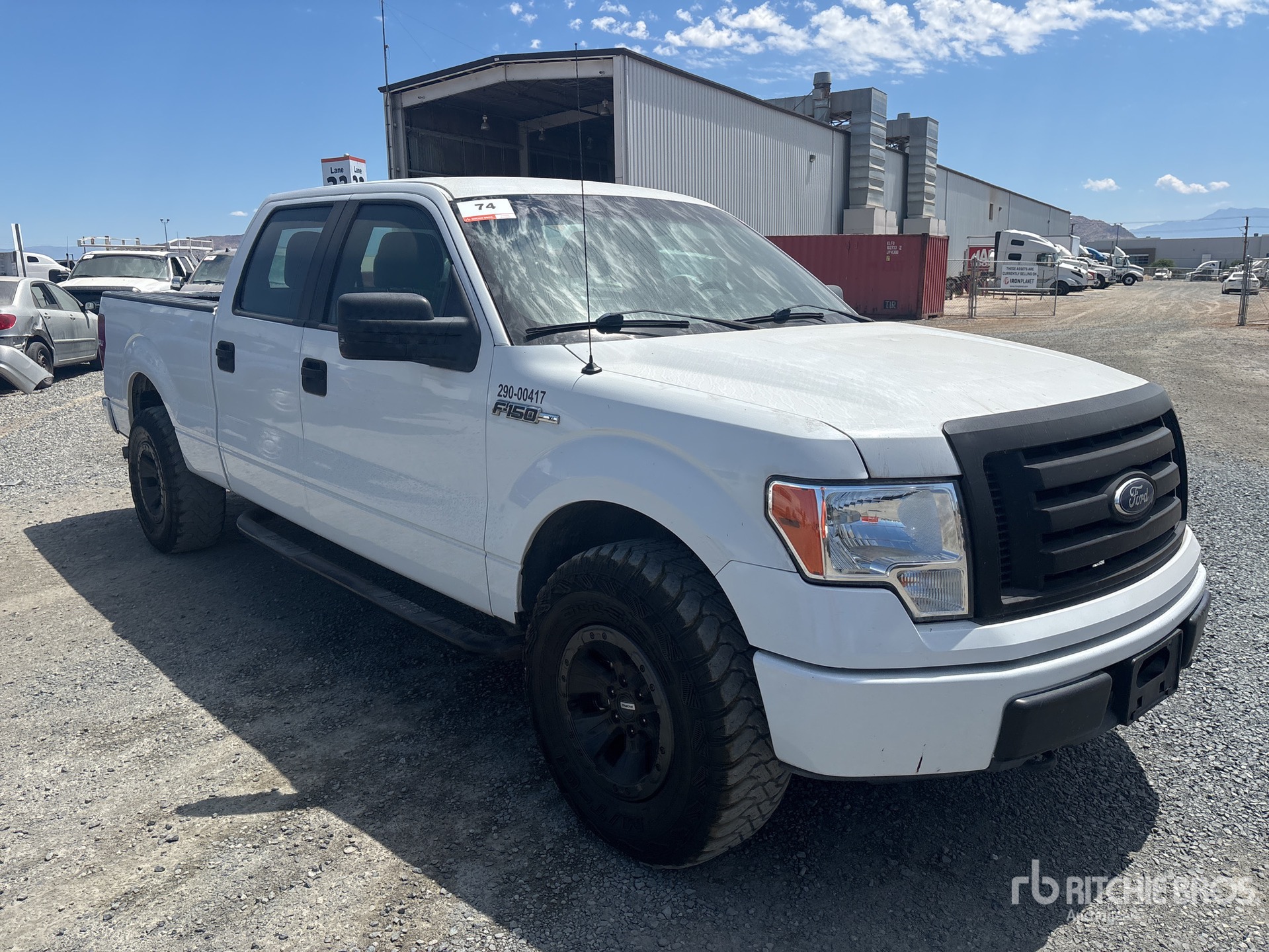 General Appearance with Picture, Right Front Corner