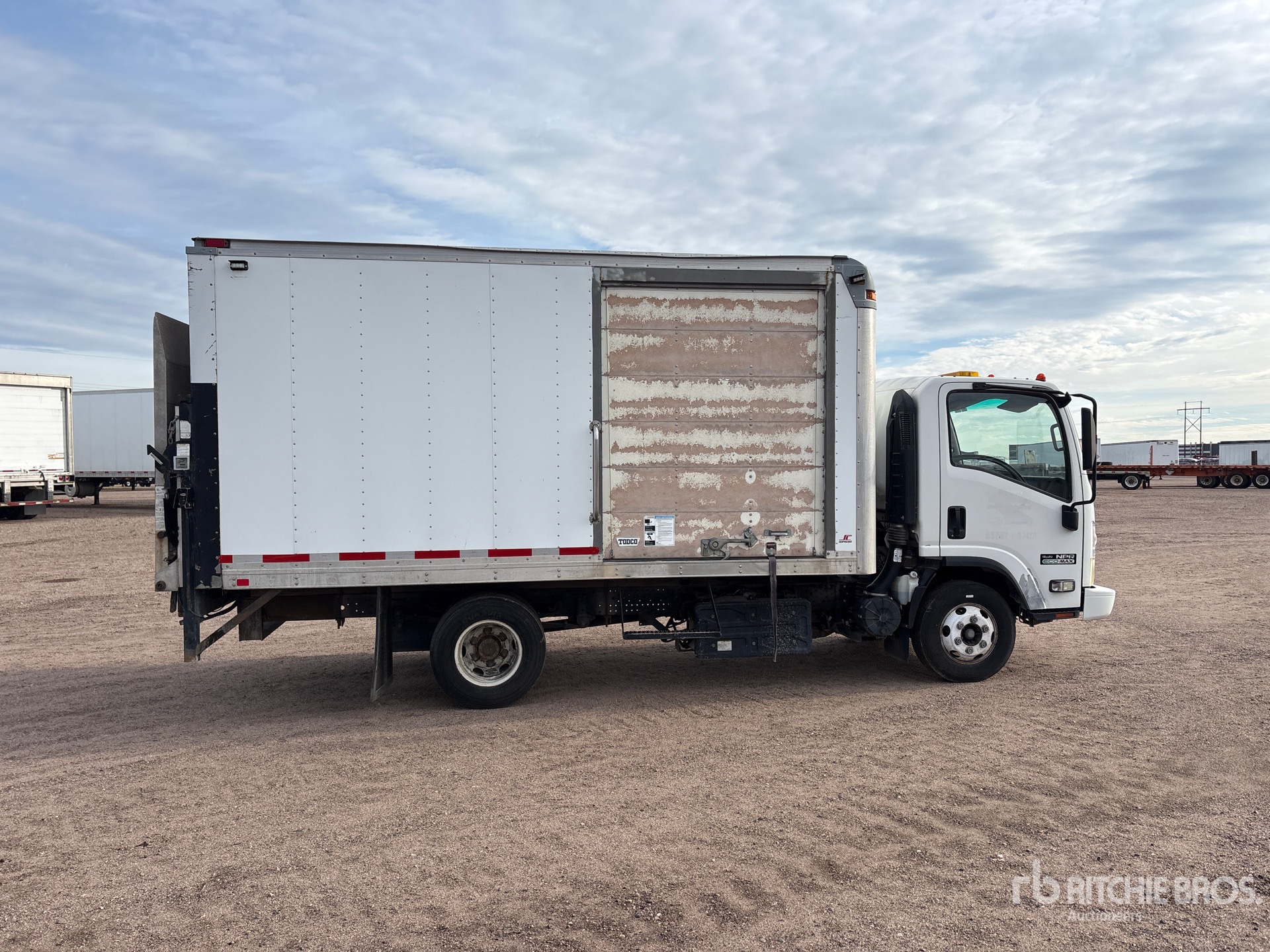 2011 Isuzu NPR