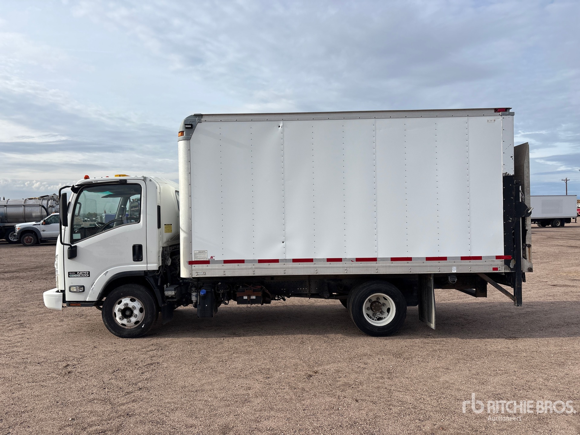 2011 Isuzu NPR
