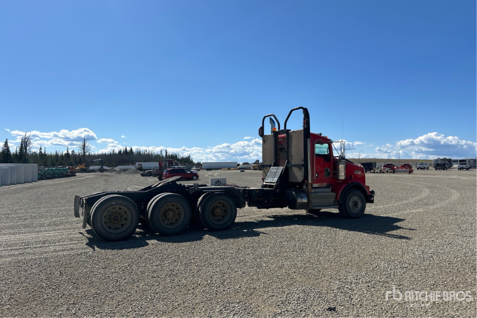 Photo of a 2015 Kenworth T800