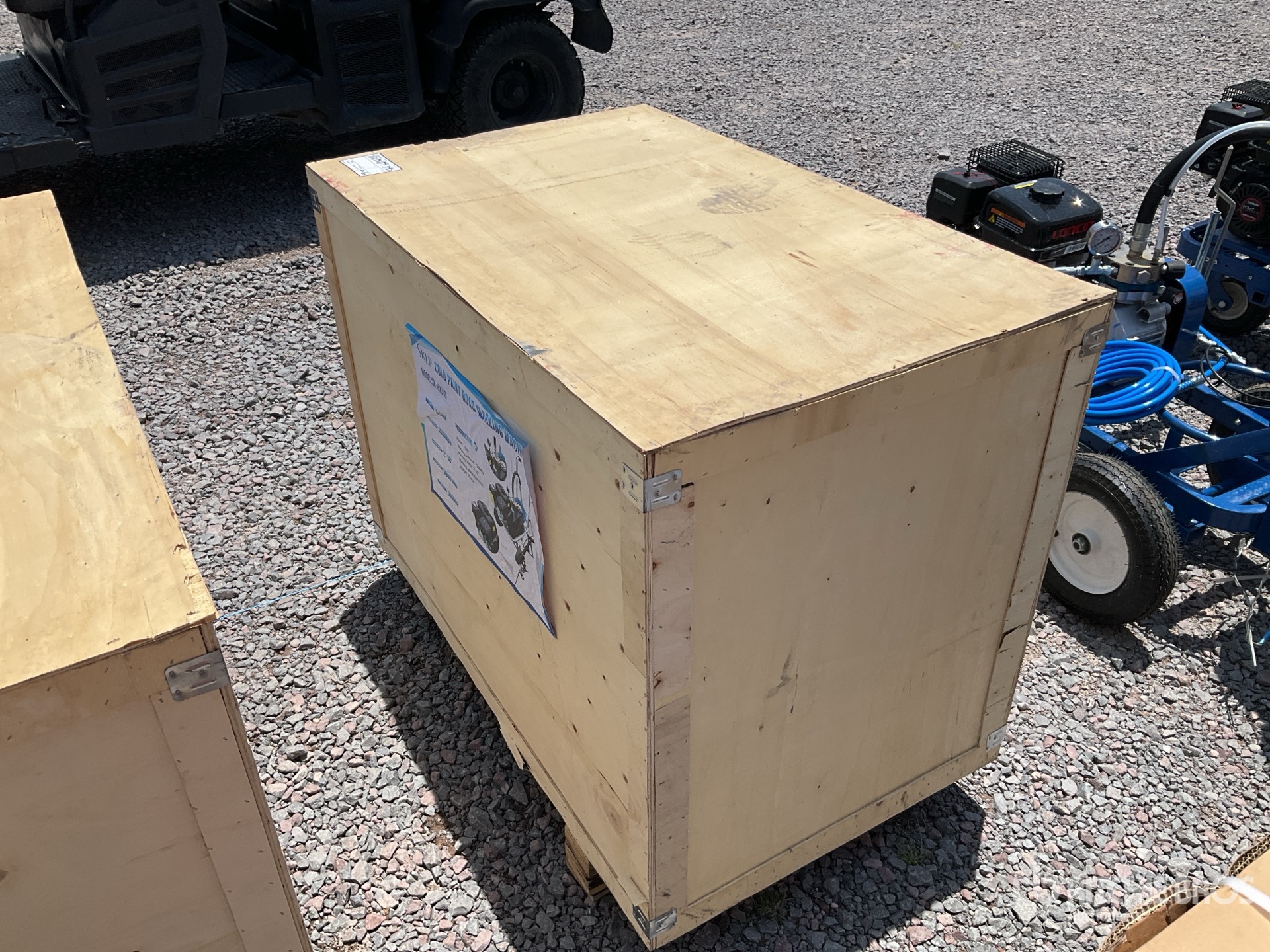 General Appearance with Picture, Left Rear Corner