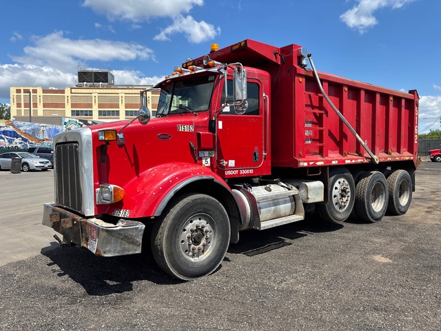 2011 Peterbilt 365 8x4 Tri/A Dump Truck 2011 Peterbilt 365 8x4 Tri/A Dump Truck