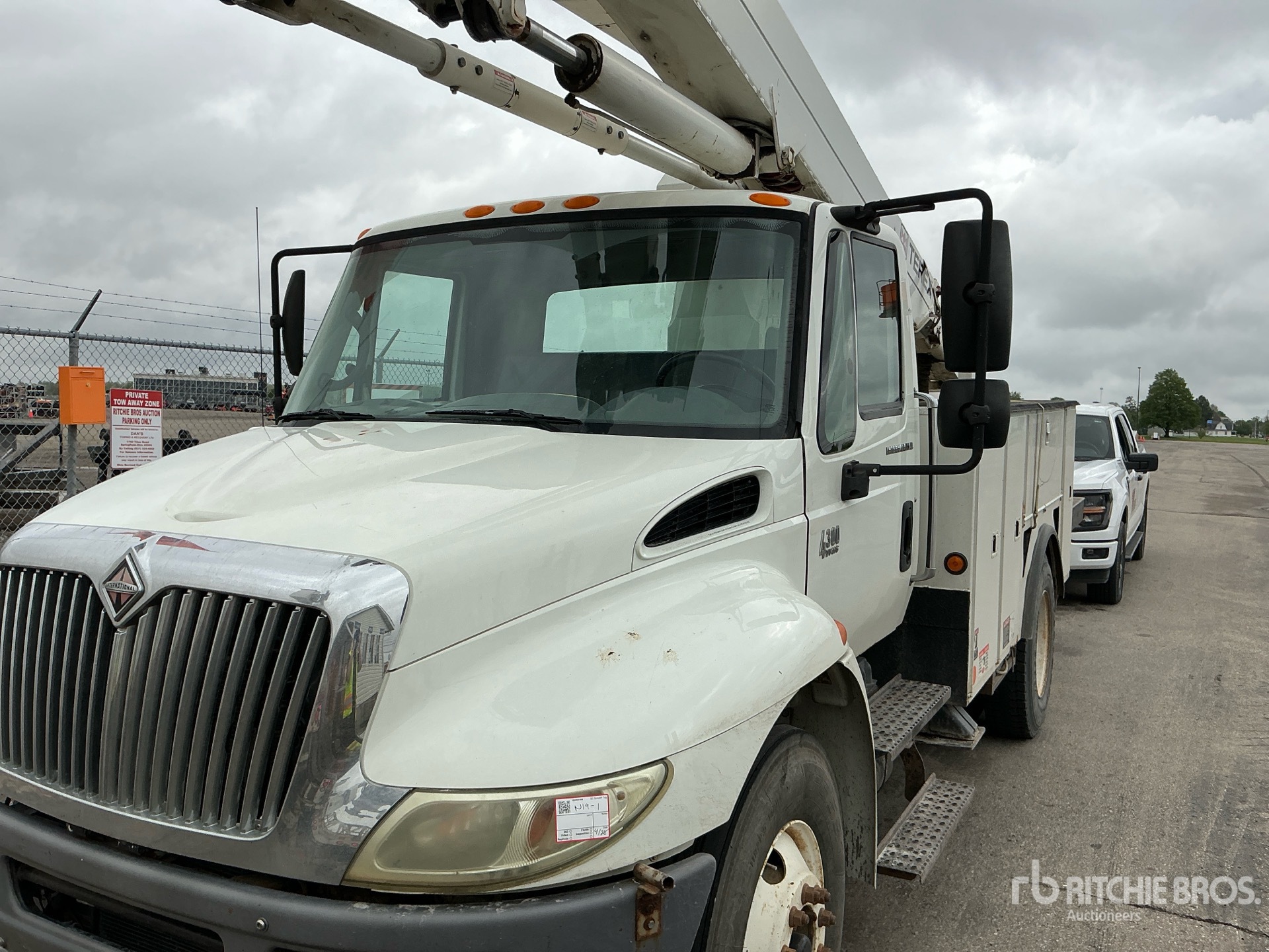 Photo of a 2007 International 4300