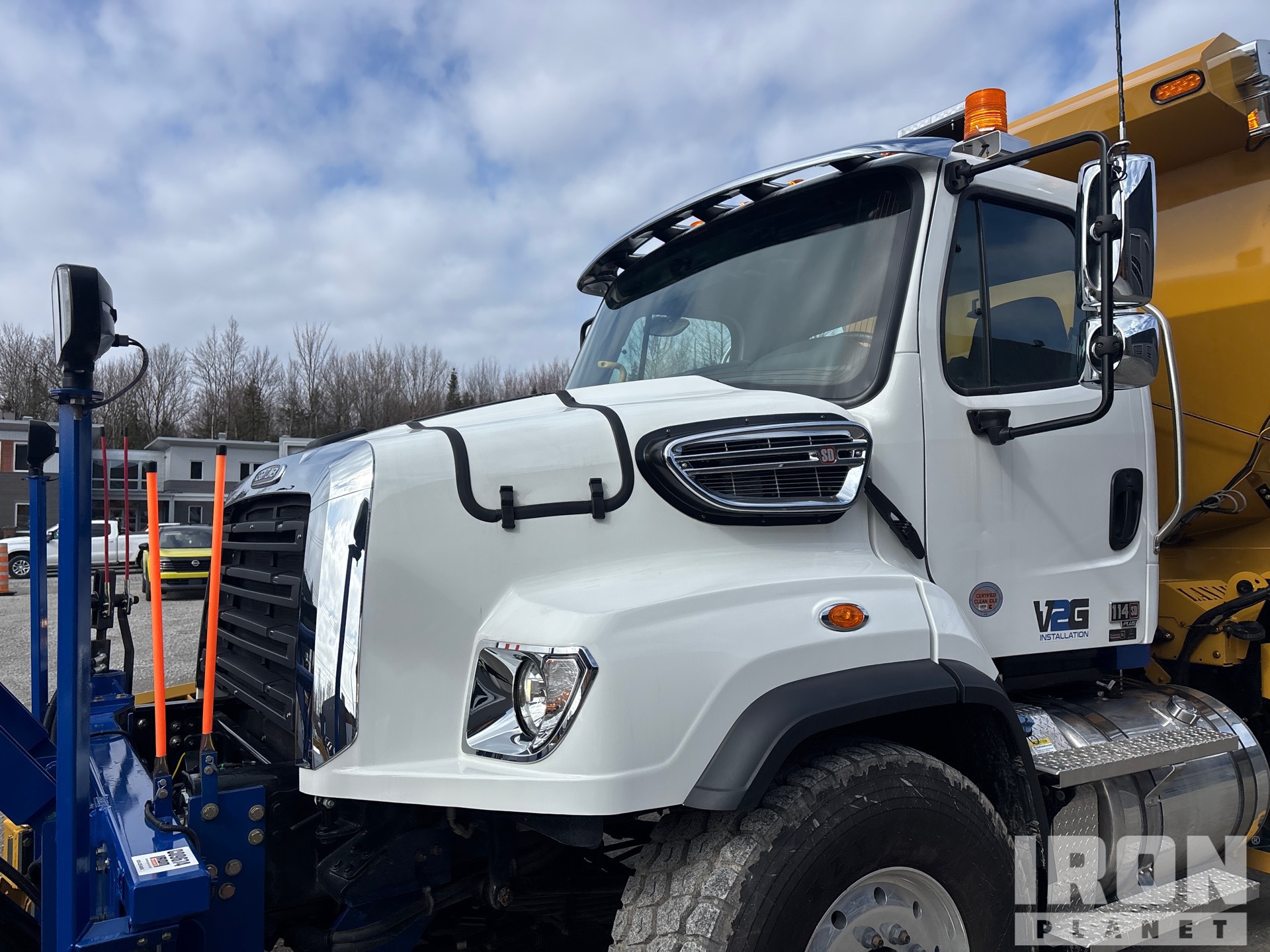 2025 Freightliner 114SD