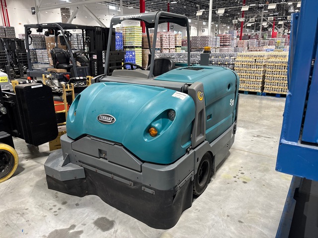 2020 (unverified) Tennant S30 Ride-On Floor Sweeper