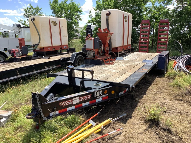 Ditch Witch FM13V Mud Mix on 2022 Towmaster T-20D 23 ft Equipment Trailer