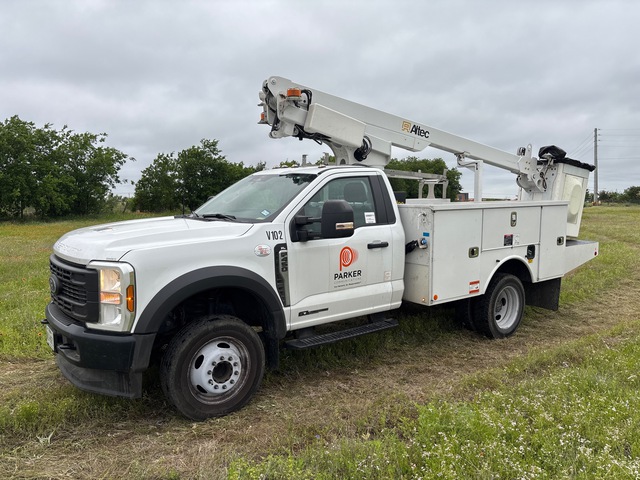 2024 Altec AT200A 30 ft on 2024 Ford F-450 XL 4x2 Bucket Truck