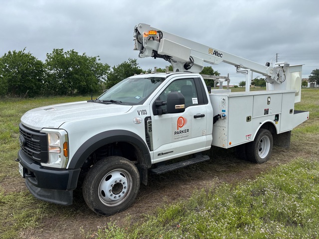 2024 Altec AT200A 30 ft on 2024 Ford F-450 XL 4x2 Bucket Truck