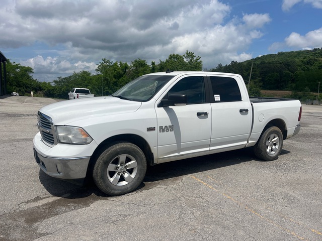2015 Ram 1500 4x4 Crew Cab Pickup