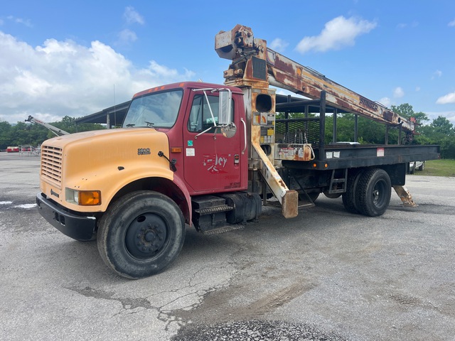 RO Corporation 16000 lb Straight Boom on 1990 International 4900 4x2 Truck RO Corporation 16000 lb Straight Boom on 1990 International 4900 4x2 Truck