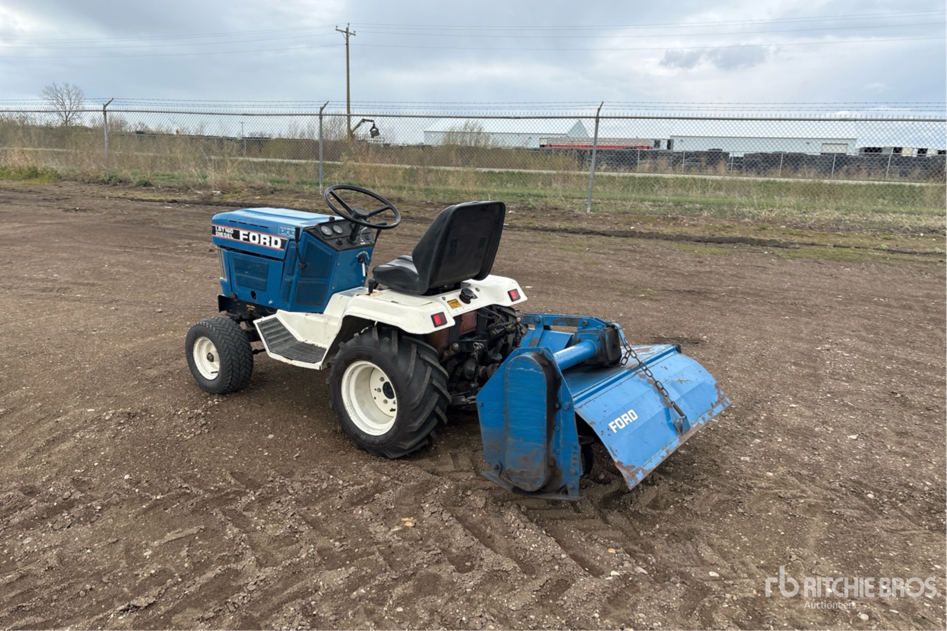 General Appearance with Picture, Left Rear Corner