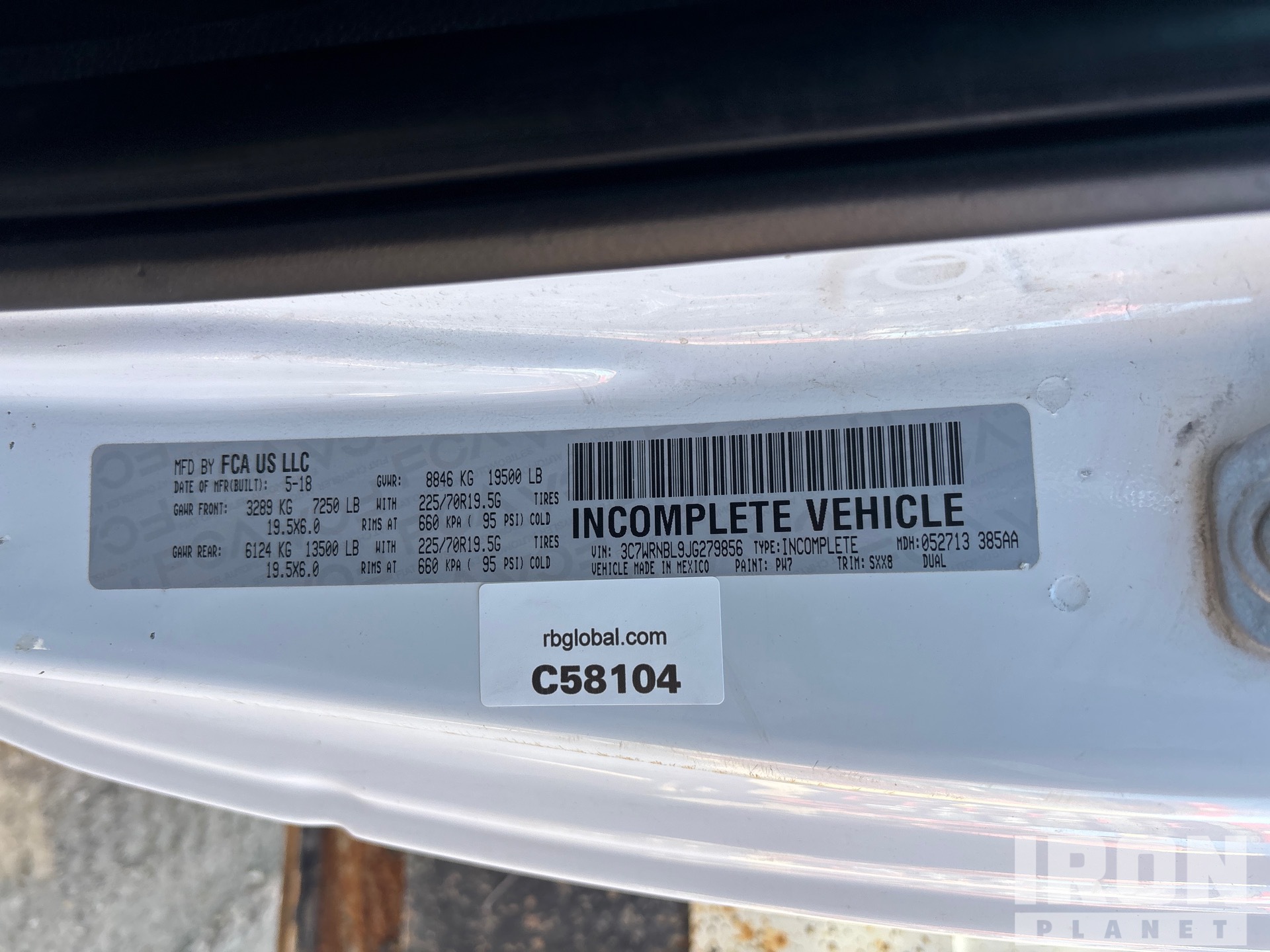 General Appearance with Serial Number / VIN