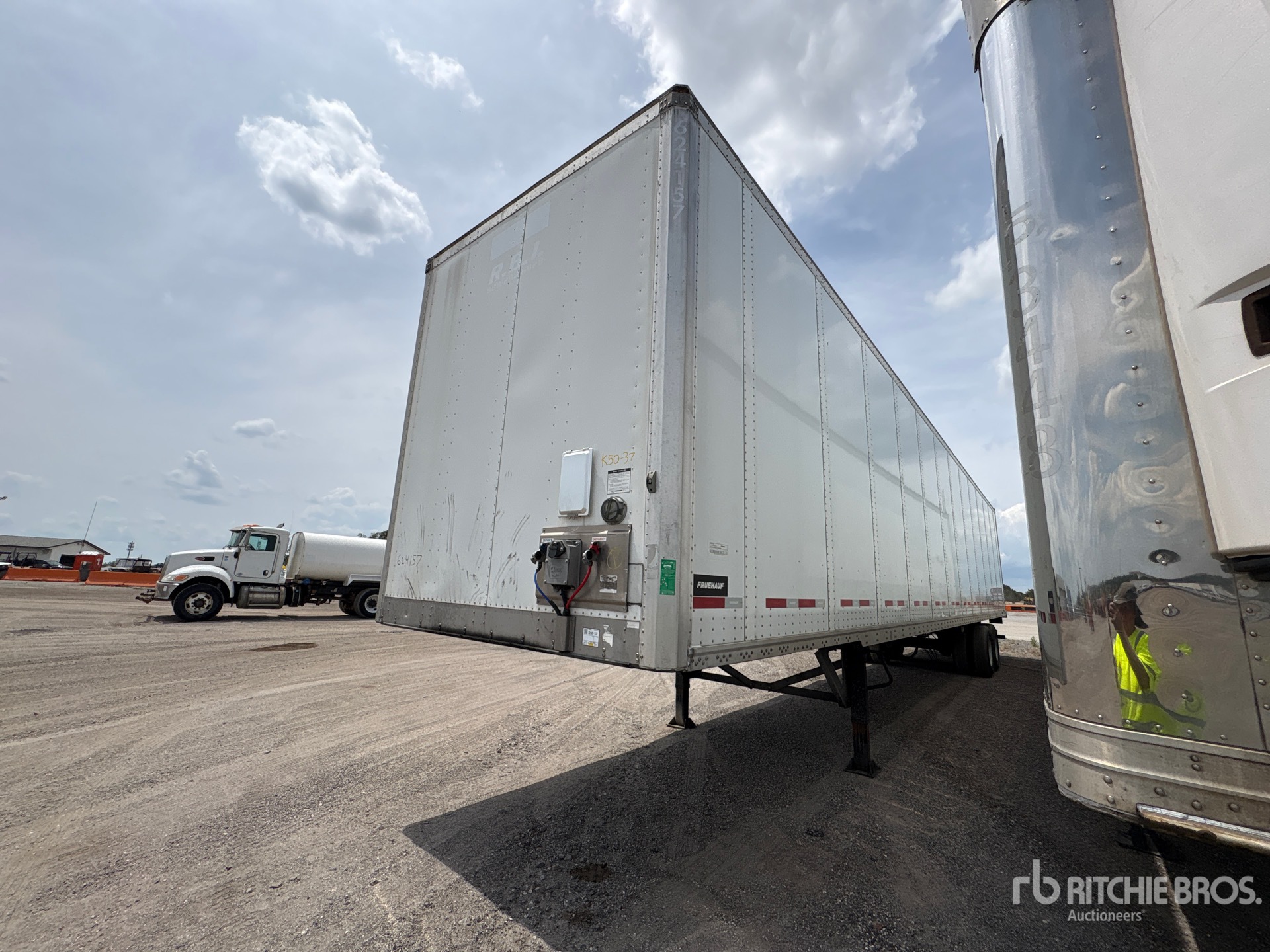 Photo of a 2024 Fruehauf 53 ft x 102 in T/A