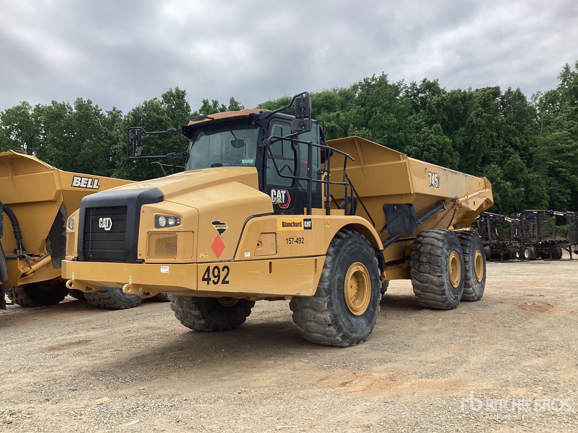 Photo of a 2023 Caterpillar 745