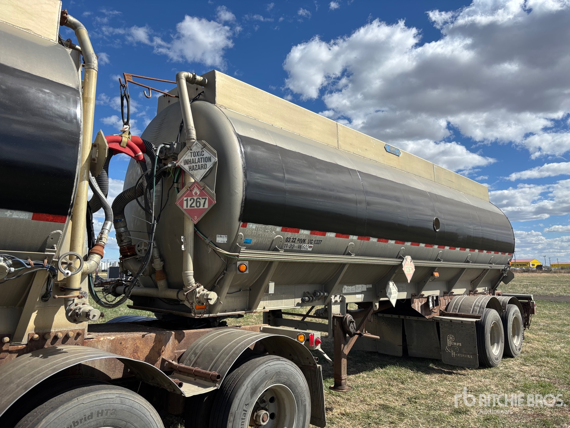 Photo of a 2003 Advance 30500 L Super B-Train Pup