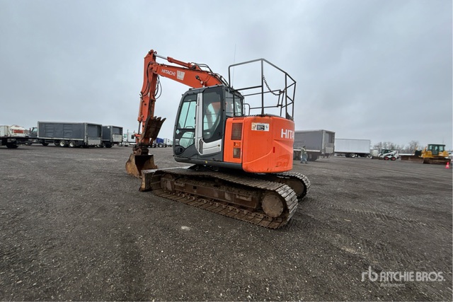 2013 Hitachi ZX135US-3 Tracked Excavator | Ritchie Bros. Auctioneers