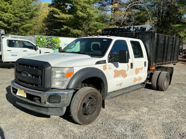 2015 Ford F-450 XL 4x2 Crew Cab Flatbed Dump Truck