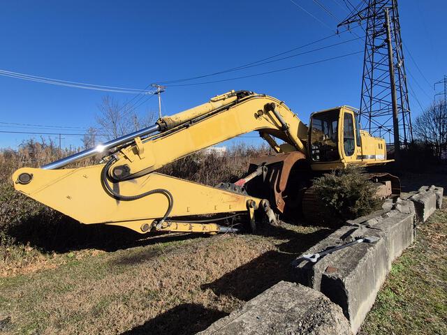 John Deere 450LC Tracked Excavator (Inoperable) John Deere 450LC Tracked Excavator (Inoperable)