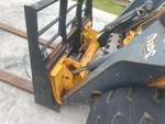 Chassis with Quick Coupler to Arms Pins