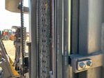 Hydraulics with Mast Lift Cylinders