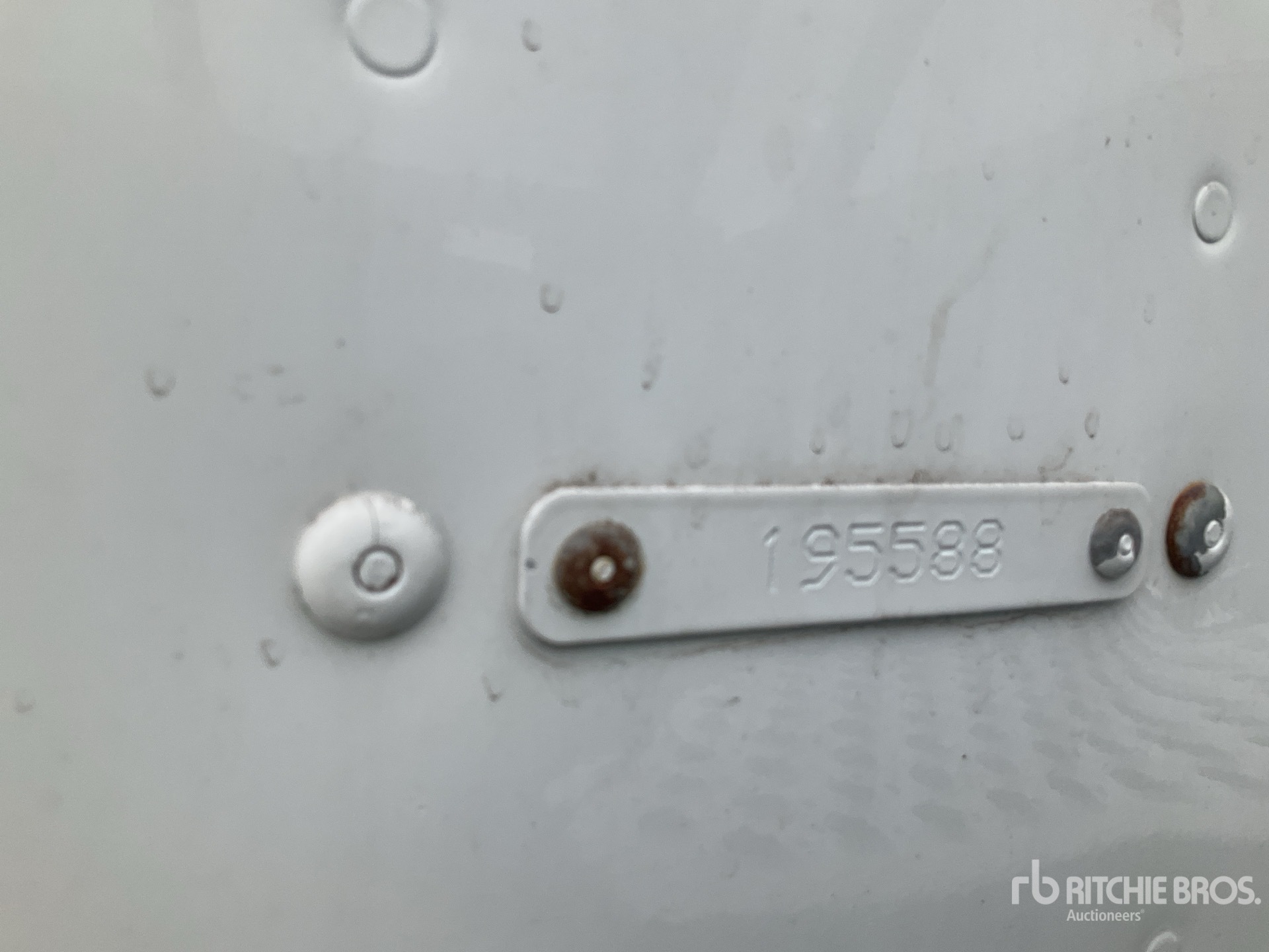 Photo of a 2018 Kenworth T880