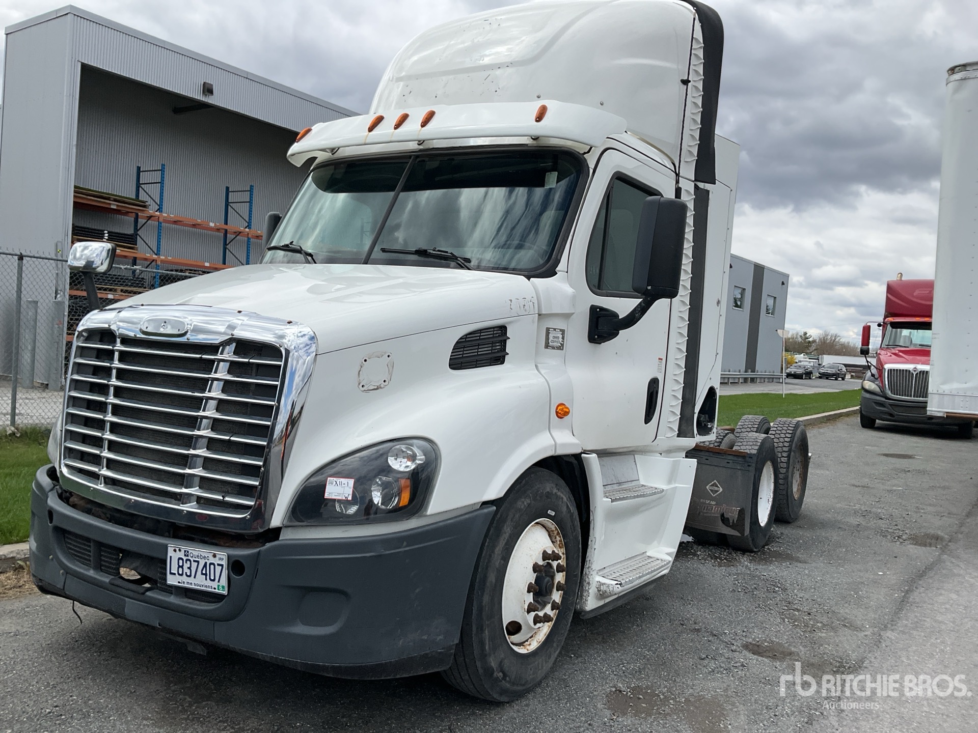 Photo of a 2015 Freightliner CASCADIA 113