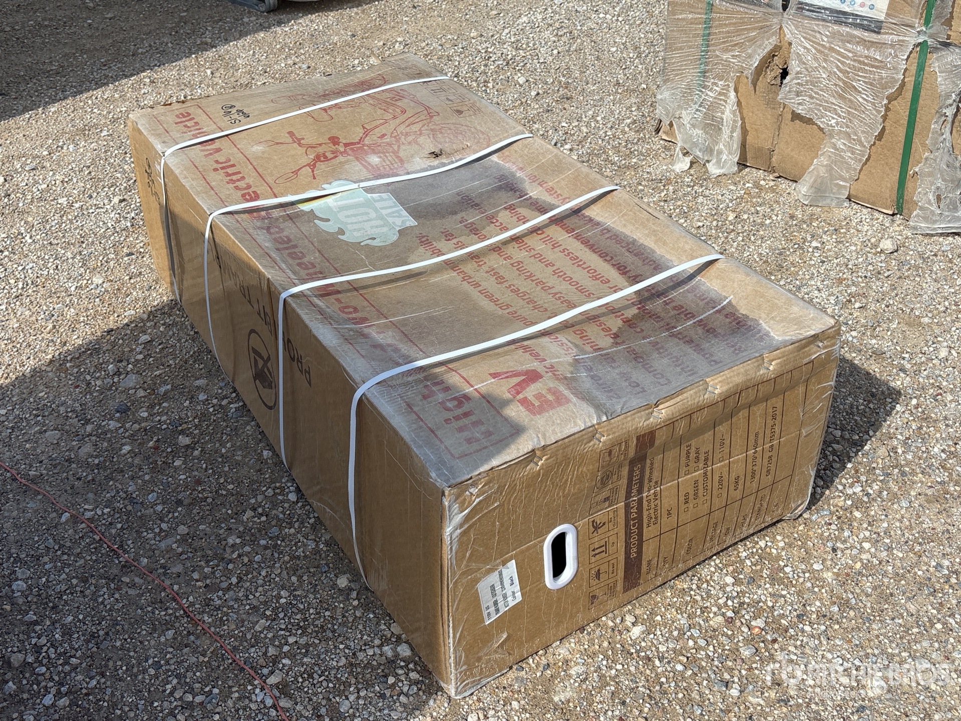 General Appearance with Picture, Right Rear Corner