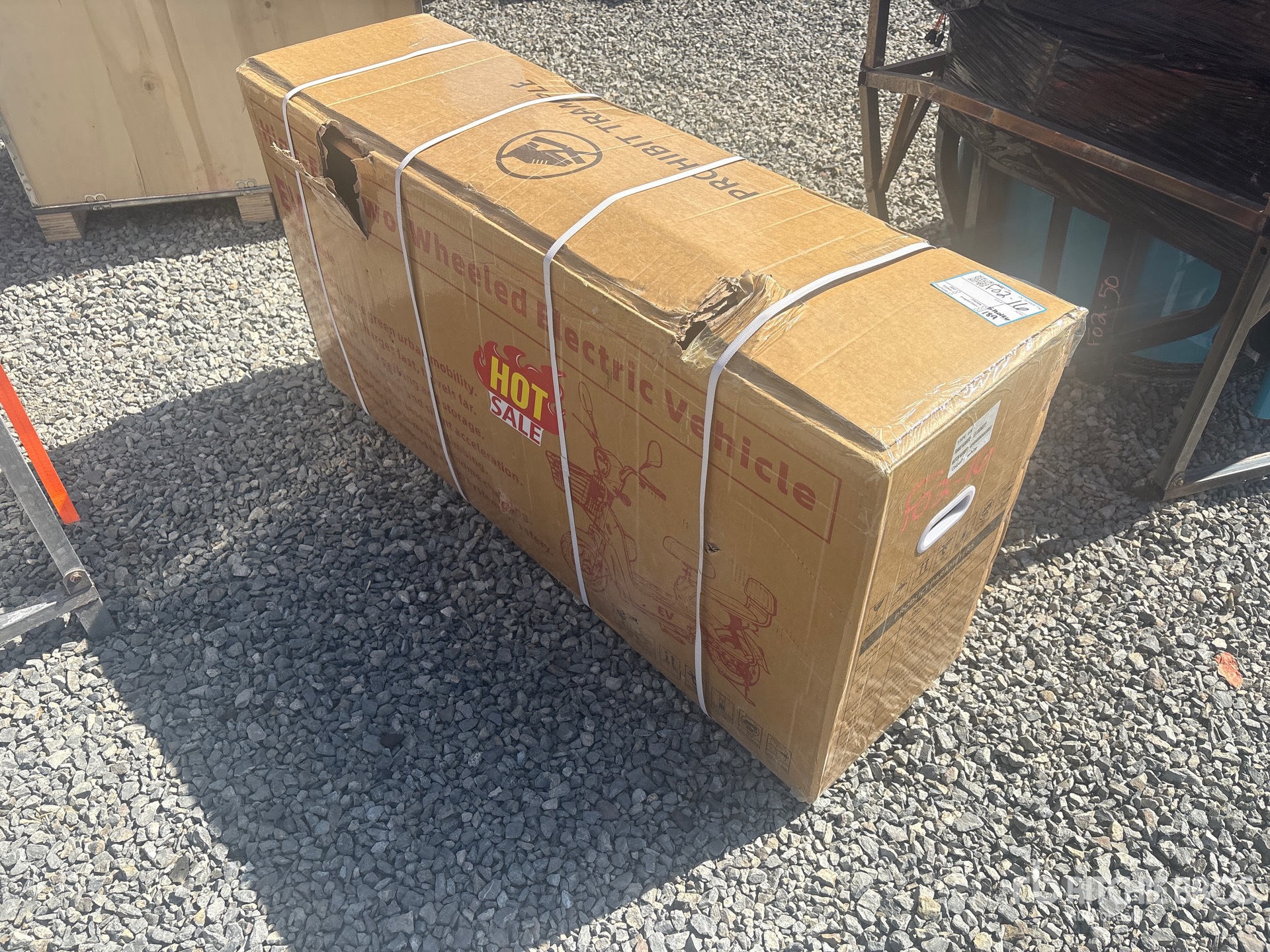 General Appearance with Picture, Right Rear Corner