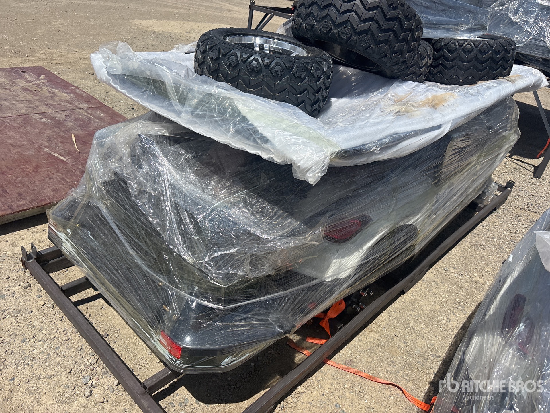 General Appearance with Picture, Right Rear Corner