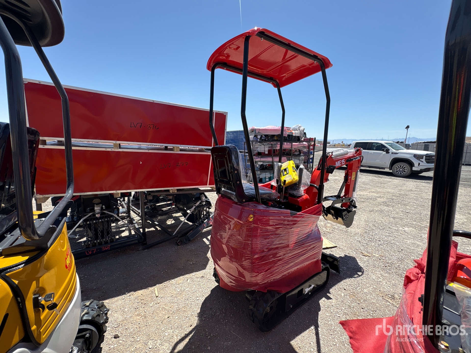 General Appearance with Picture, Right Rear Corner