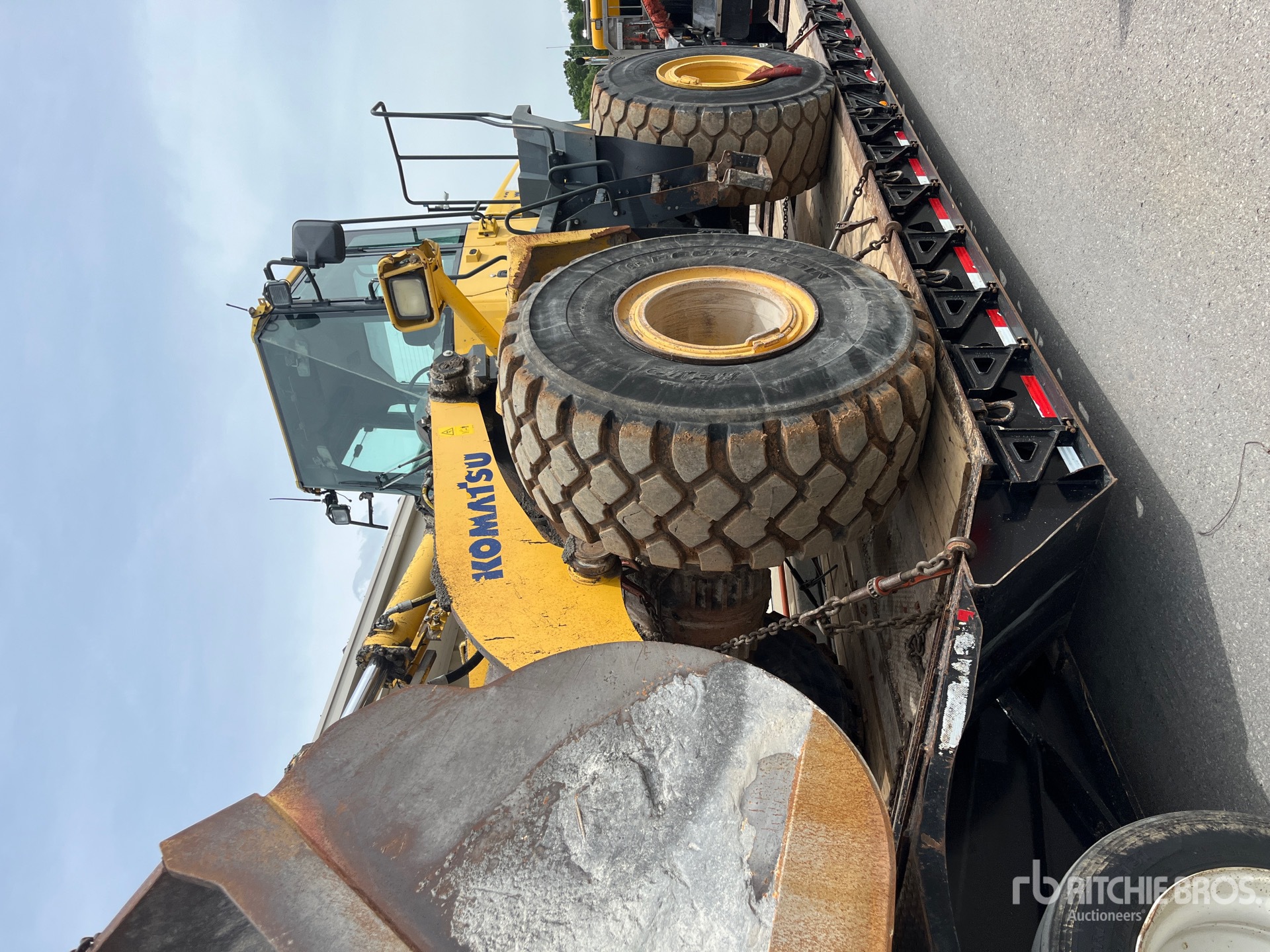 Photo of a 2011 Komatsu WA470-6