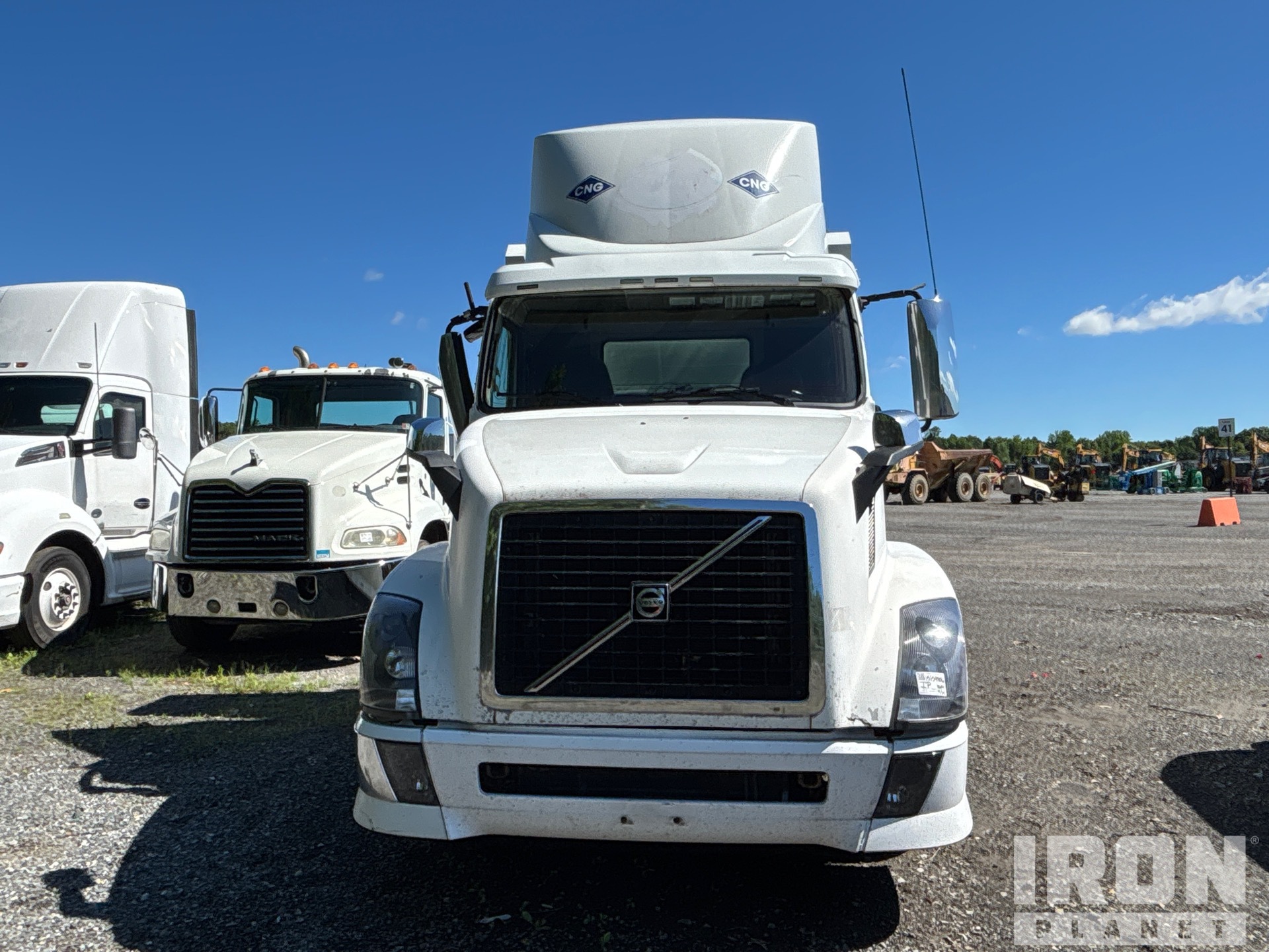 2015 Volvo VNL