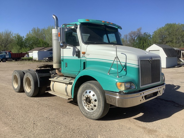 2007 (unverified) International 9200i 6x4 T/A Day Cab Truck Tractor