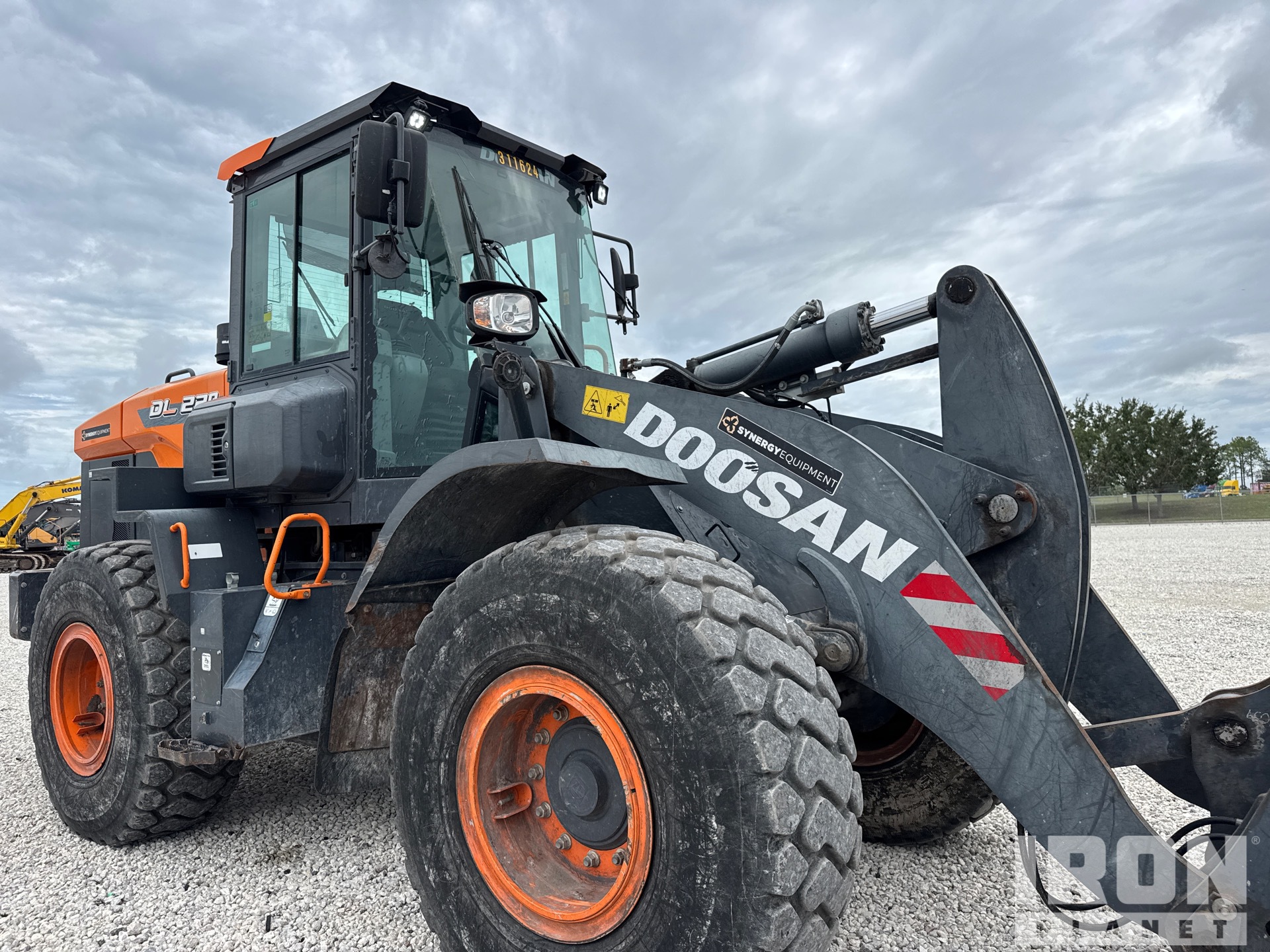 2022 Doosan DL220-7
