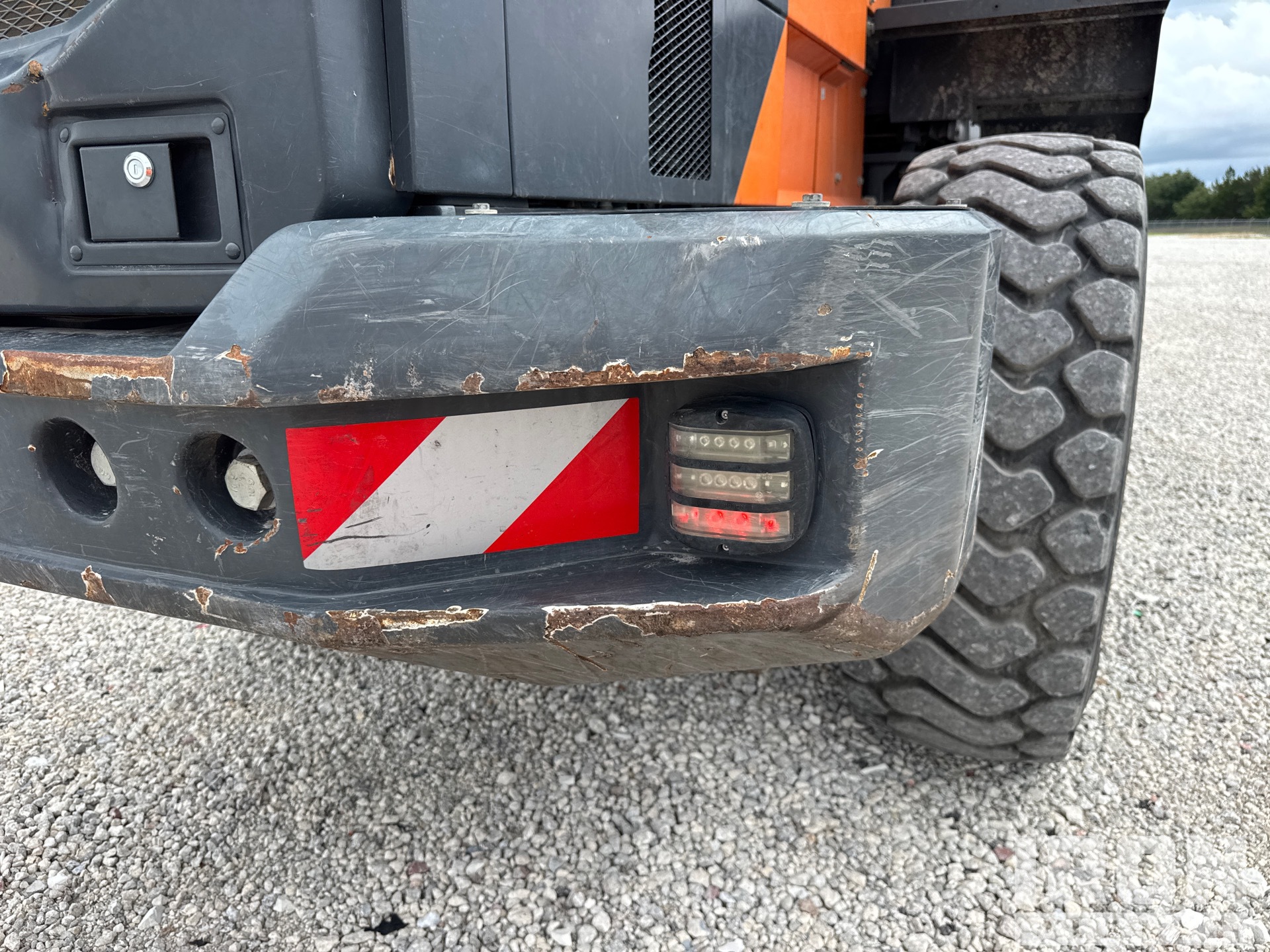 2022 Doosan DL220-7