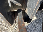 Chassis with Quick Coupler to Arms Pins