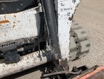 Hydraulics with Bucket Tilt Cylinders