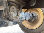 Drivetrain with Front Axle Oscillating Pin