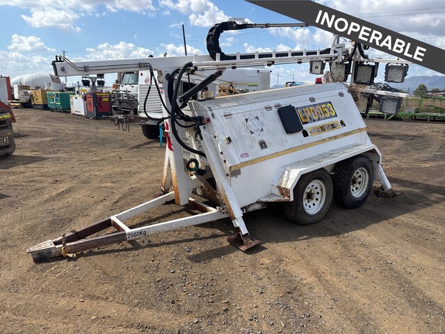 2014 Mickala MLT2400-LED 9.9 kW Light Tower (Inoperable)