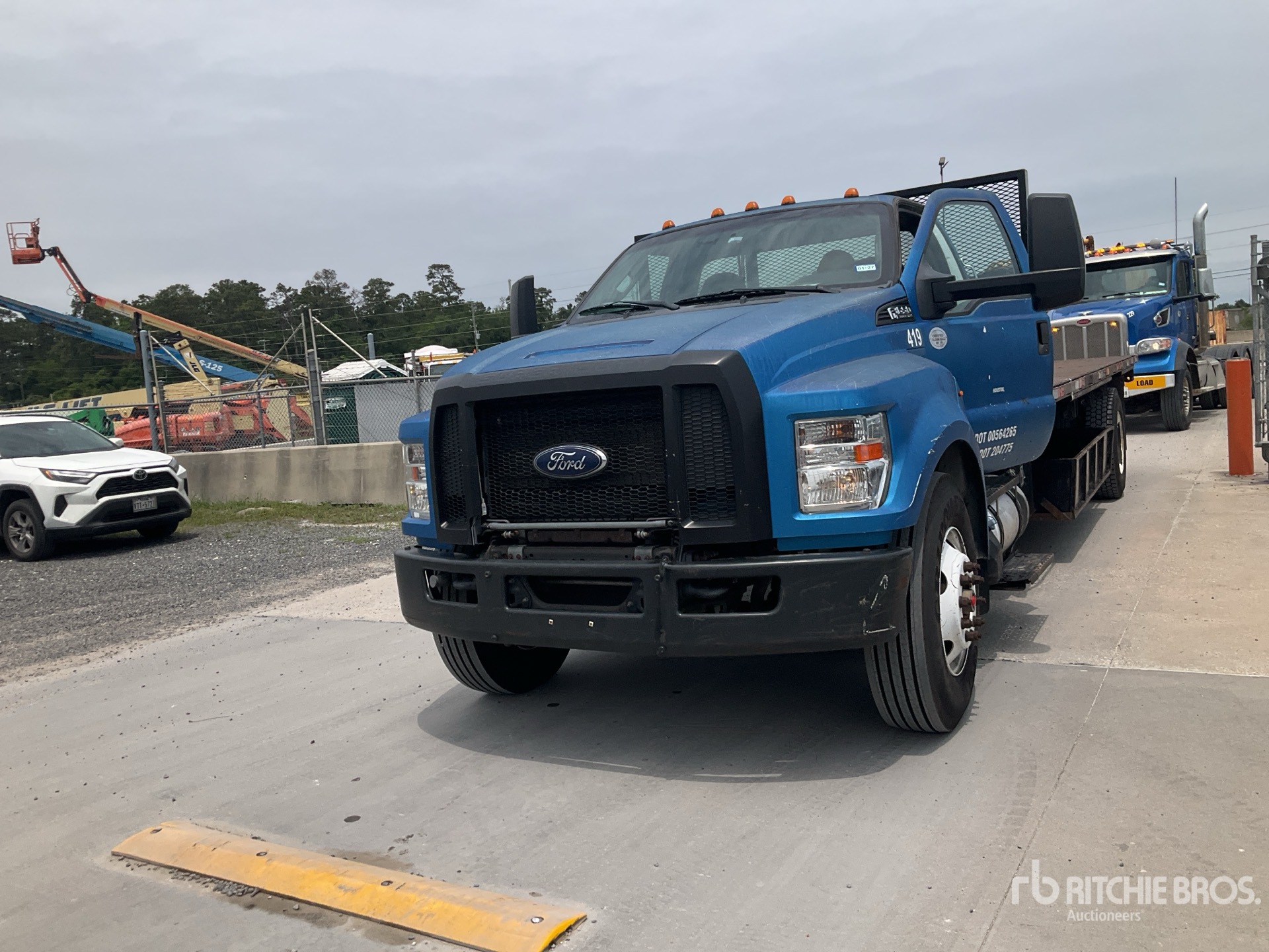 Photo of a 2019 Ford F-650